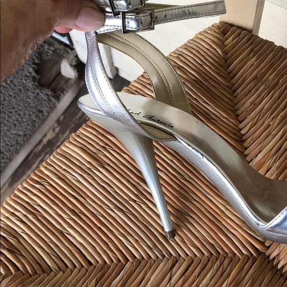 Shoes, Michael Antonio Silver 5 inch heels, Sz 10 - Picture 8 of 8